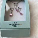Adrian Buckley NIB  England Jewellery Hearts Necklace and Earrings Set, Pink Photo 3