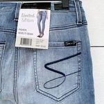 Seven 7 Jeans   Photo 2