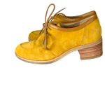Clarks Originals Phenia Strand Lace Up Mustard Brown Leather Heeled Loafer 8 Yellow Photo 3