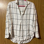 Lush Clothing Lush White Plaid Woman’s Long Sleeve V-Neck Top Size Medium Photo 0