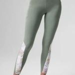 Tuckernuck sage green and floral print leggings size XS Photo 5