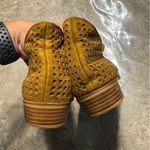 Catherine Malandrino  brown booties size 10
In great condition Photo 3