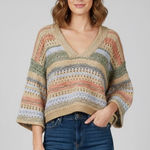 LALAVON Boxy Crop V Photo 0