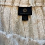 JM Collection JM Collection White and Tan Striped Cropped pants size Medium Photo 3