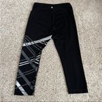 women’s three quarter length leggings! Photo 3