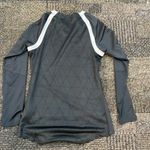 Nike Dri Fit Gray and White Small Long Sleeve Shirt Photo 2