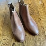 Nisolo Eva Everyday Chelsea Leather Ankle Boots | Size 7.5 Tan Photo 7