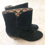 Seychelles Anthropologie Black Suede Ankle Booties Boots Size 6.5 Photo 2