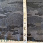 Muscle Camo Cropped Hoodie | S | Raw Hem Photo 7