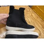 Vince  Norman 2 Chelsea Ankle Boots Women's 8 M Black Suede Slip-On Fur Trim S62 Photo 6