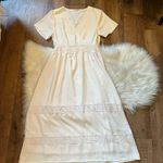 Tea N Rose  Ellie Dress In Cream Photo 5