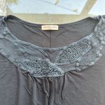 cha cha vente  Crochet Lace Detail Neckline Short Sleeve Top in Black Size Large Photo 4