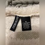 Kristin Nicole  White Christmas Pugs & Kisses Sherpa sweater women size Medium Photo 3