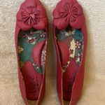 Born concept EUC s (BOC) Rounded Toe Ballet Flats Photo 1