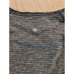 Lululemon  activewear top womens pullover black gray long sleeves Med Photo 6