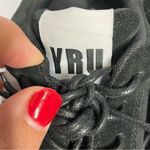 YRU black & white‎ flash sneakers women’s size 9 contemporary modern punk casual Photo 4