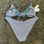 Roxy NWT  Reversible bikini set Photo 3