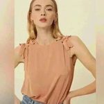 Listicle Sleeveless blouse Photo 0
