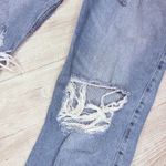 Hollister  distresses frayed light wash blue jeans denim cotton jeans sz 26/31 3r Photo 2