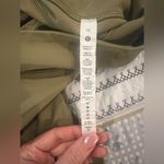 Lululemon  Bronze Green Super‎ High-Rise Groove pant, size 10 Photo 5