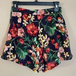 Lush Clothing LUSH High Waist Flowy Pleated Tropical Shorts - Small Photo 3