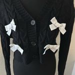 Romwe - Black cable knit cropped sweater w/ bows Photo 1