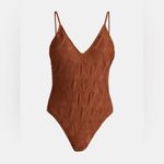 No Boundaries NWT - Elegant Textured One Piece Cheeky Swimsuit. Photo 3