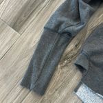 Gymshark  sweatshirt Photo 3