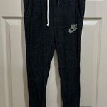 Nike Women’s  joggers dark gray heather size XS Photo 0