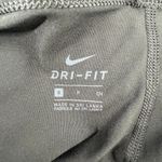 Nike  Pro Women S Dri-Fit Linear Rain Reflective Crop Legging‎ Tight Black Purple Photo 7