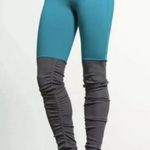 Alo Yoga  Goddess Leggings teal grey Photo 5