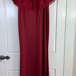 Burgundy Lace Off Photo 0