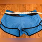 Lululemon Run Speed Short Cornflower Blue Black Quilt Lined Size 10 Photo 9