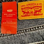Levi Strauss & CO. Womens NWT sz29" Levi Strauss cut off shorts midrise slim through hip Photo 5