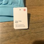 Lululemon NWT Flow Y Nulu Bra in Tidal Teal- Size 8 Photo 3