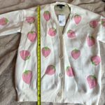 Forever 21 Kawaii Cream White Strawberry Cardigan Size Small Photo 4