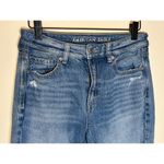 American Eagle  Mom‎ Jean Mid Wash High Rise Distressed Denim Size 4 Photo 3