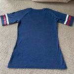 Nike  MLB Atlanta Braves Women’s V-neck Top Size Medium Photo 2