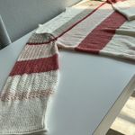 Loft Beautiful soft Sweater Mixed Media Sweater Neutral Colors Crochet sleeves Photo 2