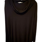 Peter Nygard  Black Top Photo 0