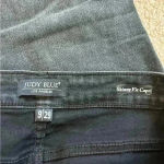 Judy Blue  high rise skinny fit black distressed capri jeans in size 9 / 29 Photo 5