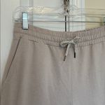 Vuori  Halo Essential Wide Leg Pants - Women's small Photo 5