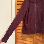 Lululemon Women’s Maroon Scuba Hooded Jacket Sz 10 Photo 2