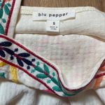 Blu Pepper  Top Photo 1