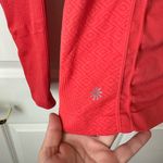 Athleta  Performance Jacket/Top Womens Size XS Coral Pink 1/4 Zip Thumb Holes Photo 4