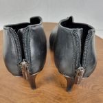 Vince Camuto Vyammi Womens Ankle Bootie Size 9.5 Black V-cut Leather Heeled Boot Photo 6