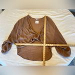 FAVLUX ‎ Tan Wrap Blouse Size Small “oversize “ Photo 4
