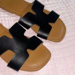 Shade & Shore  Size S (5/6) Sandals Photo 3