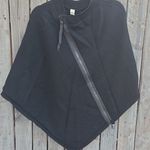 Lululemon Black exposed poncho OS 100% Merino Wool Photo 3