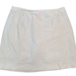 Tail Women's White Textured Knee Photo 0